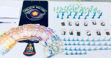 PM apreende drogas com adolescentes PM apreende drogas com adolescentes