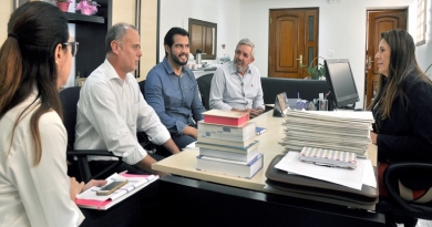Cajamar assina contrato com a Caixa para obras de pavimentação Cajamar assina contrato com a Caixa para obras de pavimentação