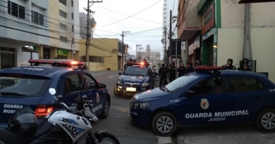 Guarda prende ladrão no Centro Guarda prende ladrão no Centro