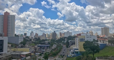 Raio deixa bairros sem energia em Jundiaí Raio deixa bairros sem energia em Jundiaí