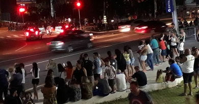 Atraso nos caminhões da Coca-Cola geram muitas críticas Atraso nos caminhões da Coca-Cola geram muitas críticas