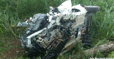 Família de Jundiaí sofre acidente grave em rodovia Família de Jundiaí sofre acidente grave em rodovia