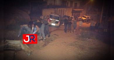 Homem é morto com vários tiros Homem é morto com vários tiros