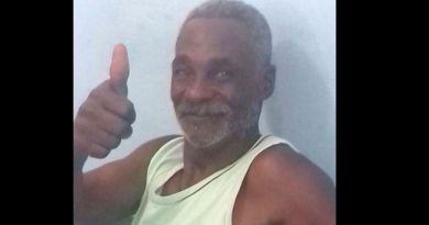 Adão não chegou na casa de parentes Adão não chegou na casa de parentes
