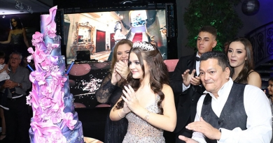 Mel Maia comemora 15 anos Mel Maia comemora 15 anos