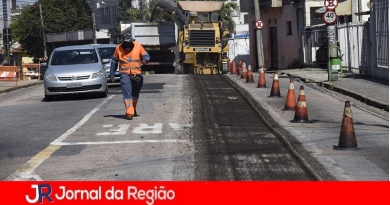 Vila Arens tem rua recapeada no final de semana Vila Arens tem rua recapeada no final de semana